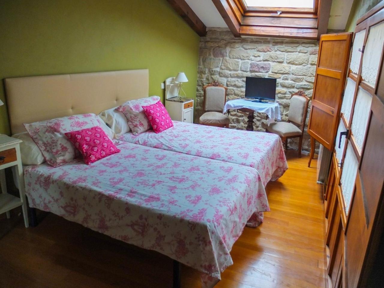 Casa Rural Lakoak Guest House Garinoain Room photo